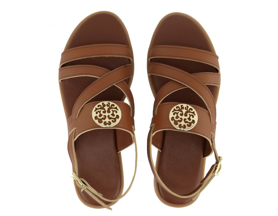 Flat Rasteira Lele Caramelo | KUENTO SHOES